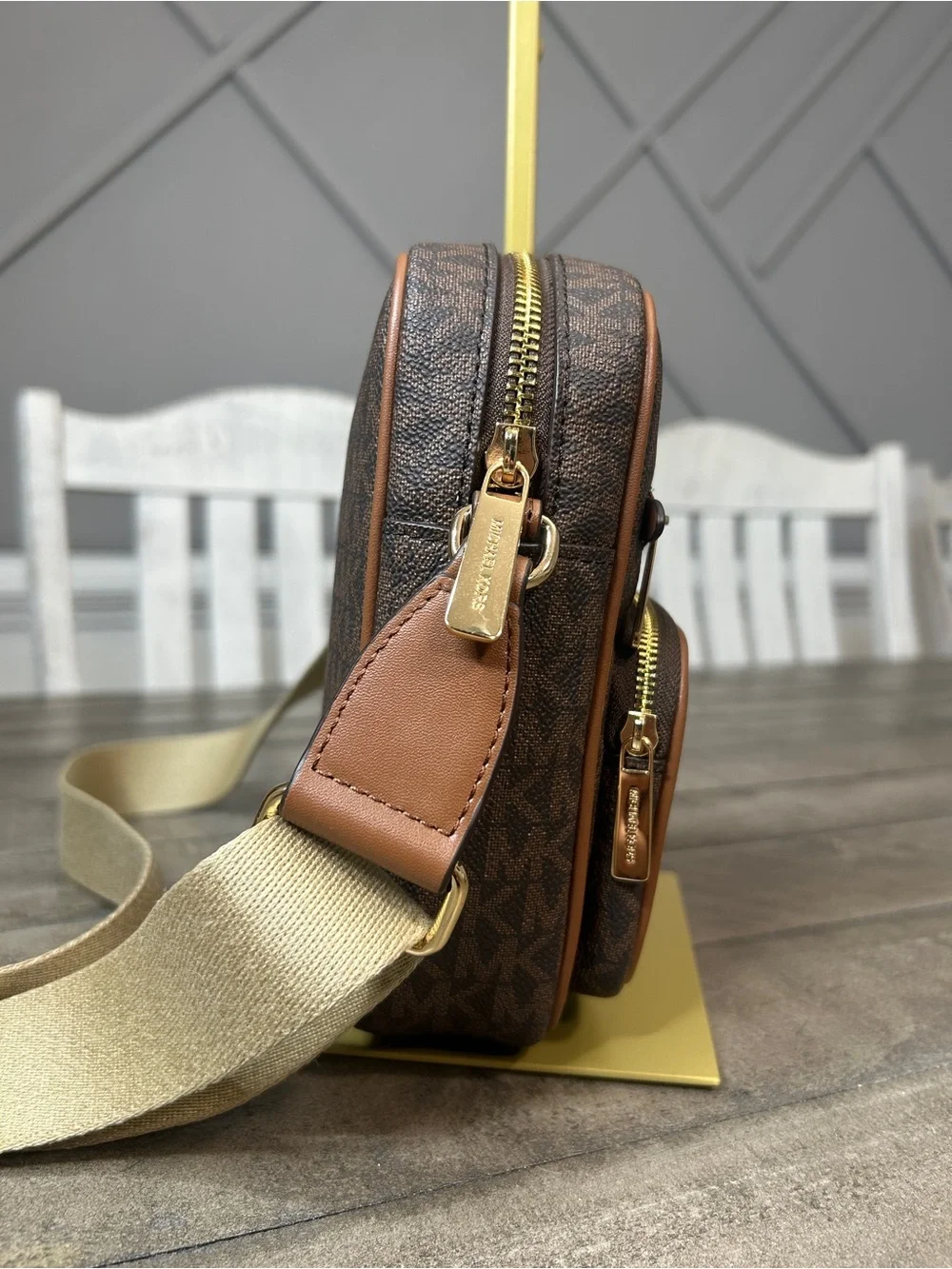 Michael Kors item description